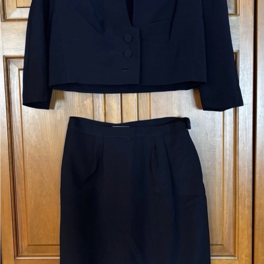 Vintage 1950s Carmel Design Women’s 2 Piece Skirt Jacket